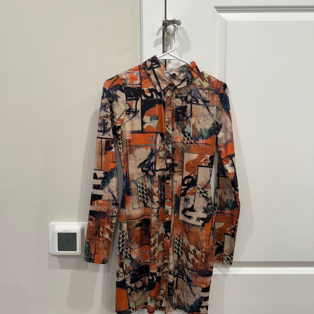 Abstract Patterned Long Sleeve Shirt Dress